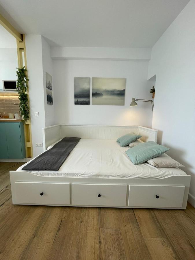 Studio On The Beach Front مالقة المظهر الخارجي الصورة