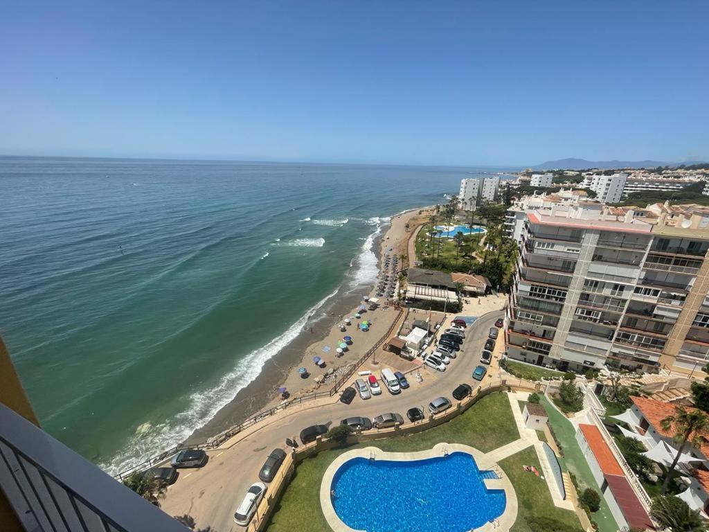 Studio On The Beach Front مالقة المظهر الخارجي الصورة