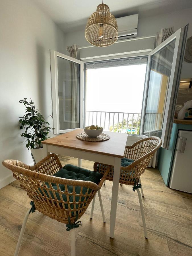 Studio On The Beach Front مالقة المظهر الخارجي الصورة